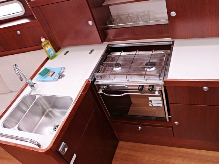 Yacht HANSE - 350 "Ivana"