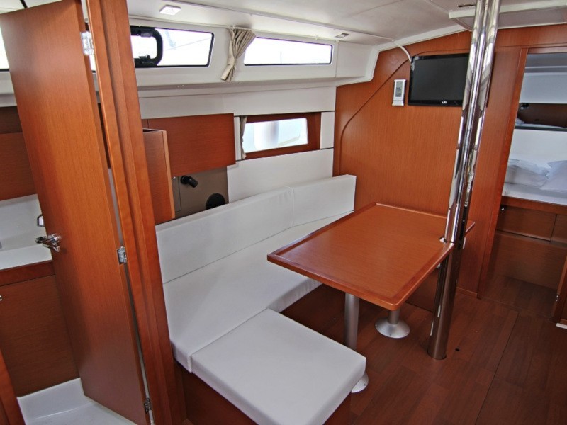 Yacht BENETEAU - Oceanis 38 "Fede"