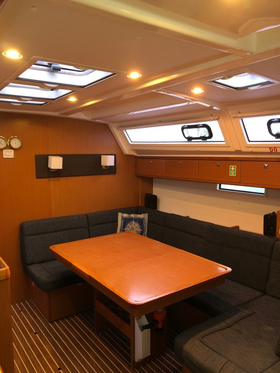 Yacht BAVARIA - Cruiser 46 "Rea"