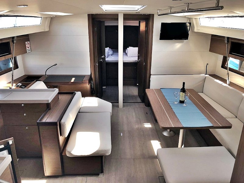 Yacht BENETEAU - Oceanis 51.1 "Pearl Dreams"