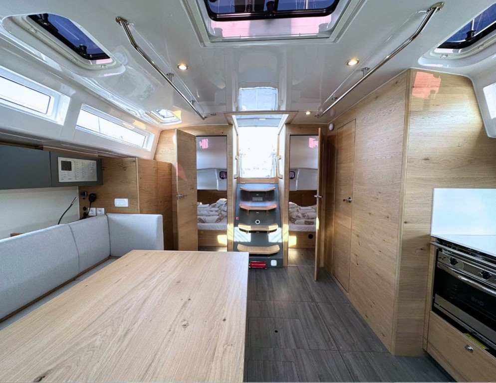 Yacht ELAN - Impression 43 "eMotion"