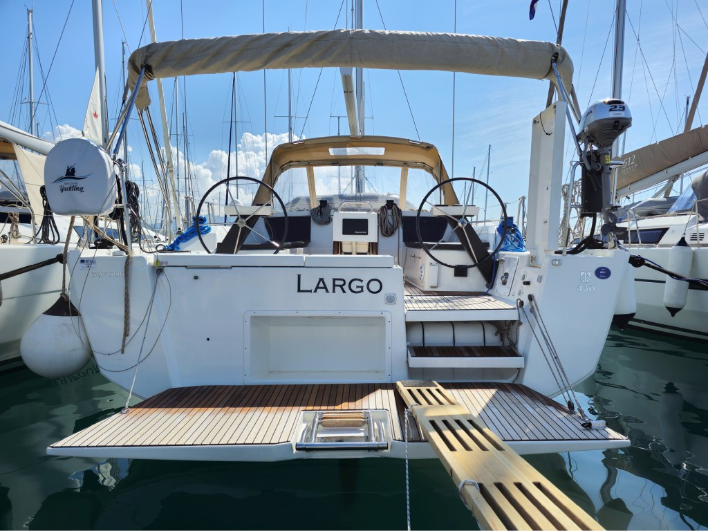 Yacht DUFOUR - 430 Grand Large "Largo"