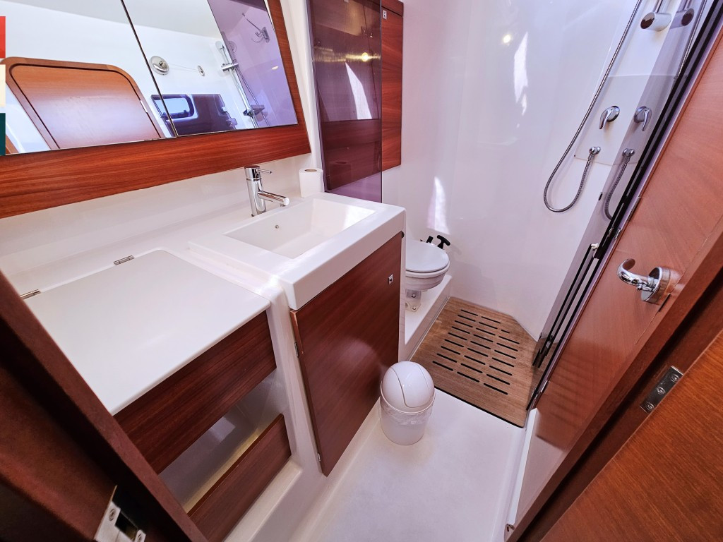 Yacht DUFOUR - 512 Grand Large "Legato"