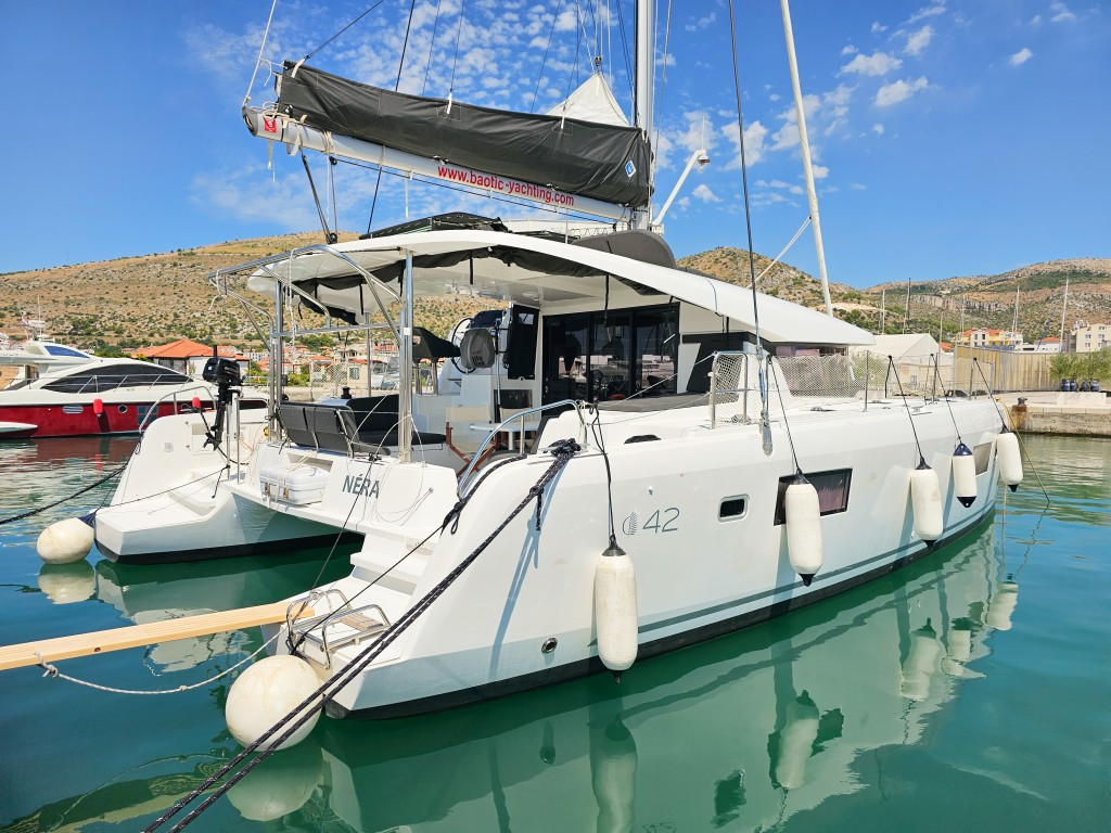 Yacht LAGOON - 42 "Nera"