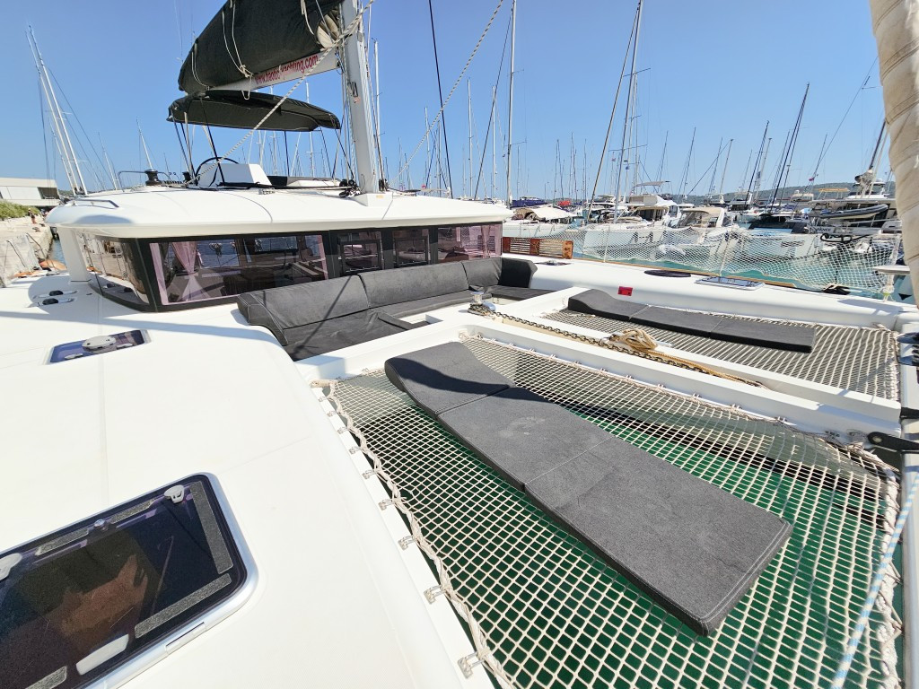 Yacht LAGOON - 450 F "Baros"