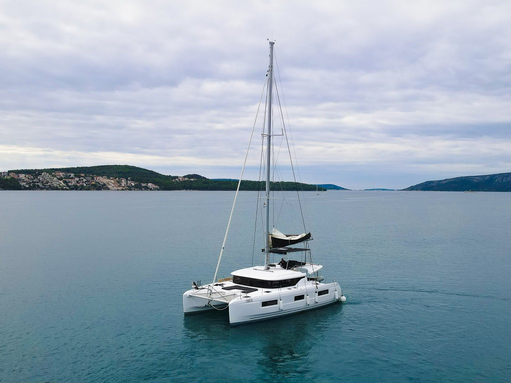 Yacht LAGOON - 46 "Galeb"