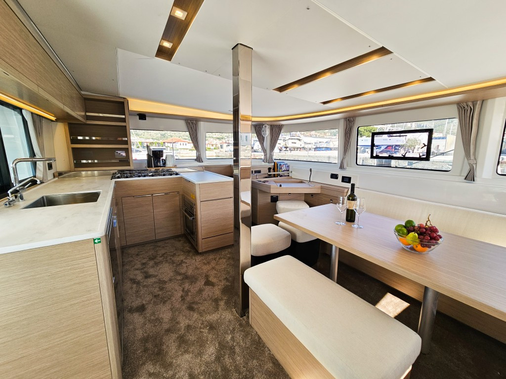 Yacht LAGOON - 46 "Galeb"