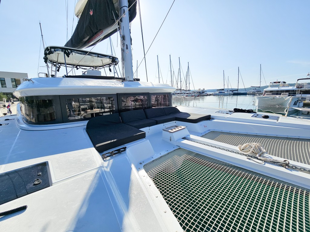 Yacht LAGOON - 51 "Nevera"