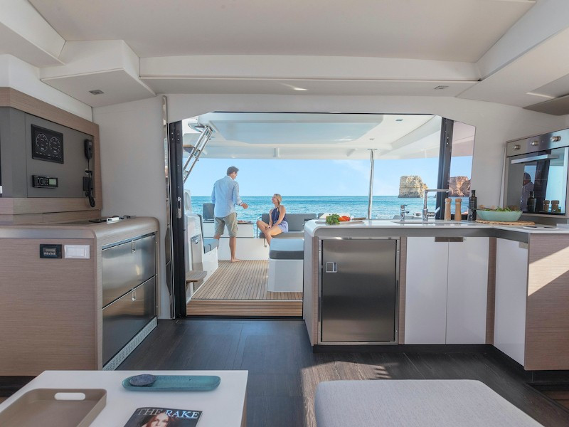 Yacht FOUNTAINE PAJOT - Elba 45 "Santa Maria"