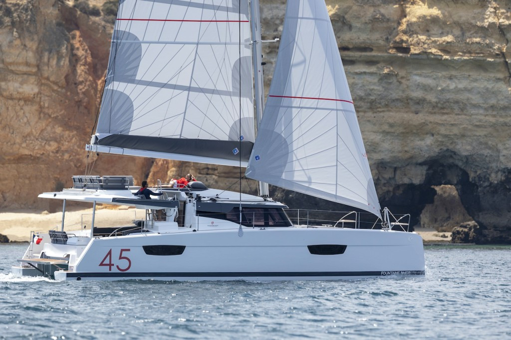 Yacht FOUNTAINE PAJOT - Elba 45 "Santa Maria"