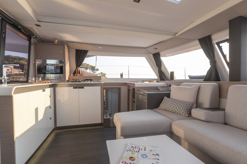 Yacht FOUNTAINE PAJOT - Isla 40 "Bonita"