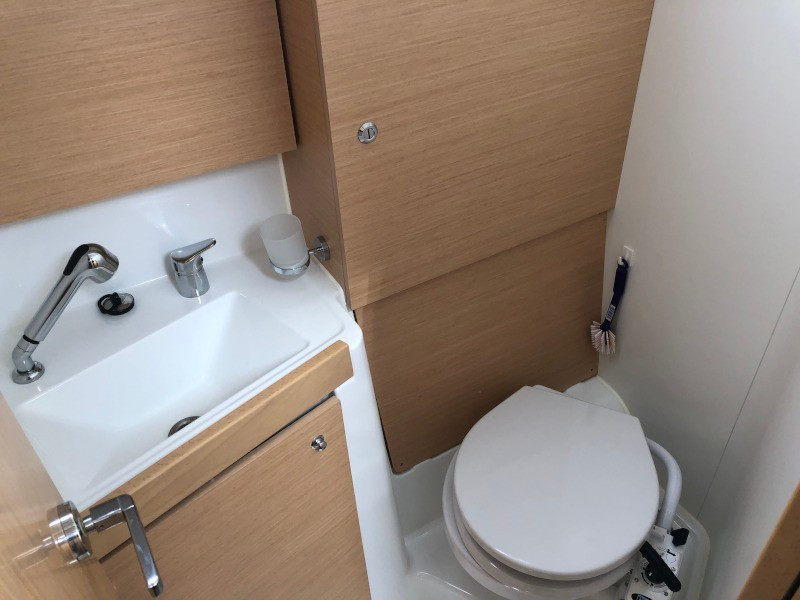 Yacht BENETEAU - Oceanis 38.1 "Foxy"