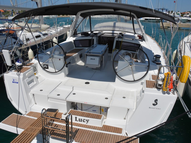 Yacht BENETEAU - Oceanis 48 "Lucy"