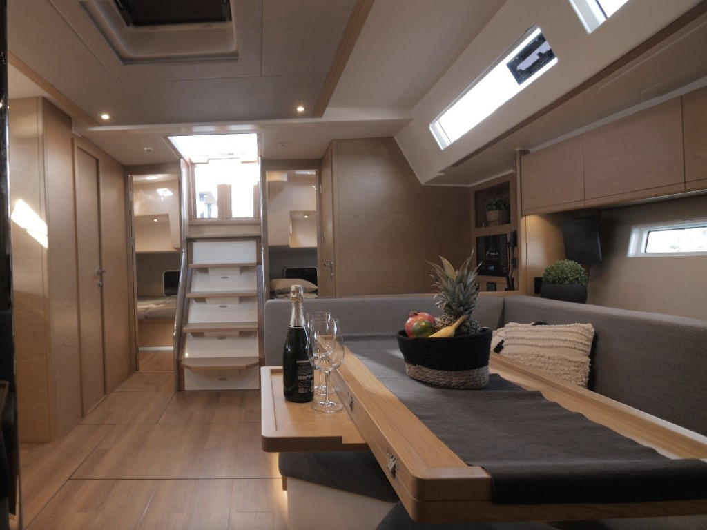 Yacht MORE - 55 "Maria"