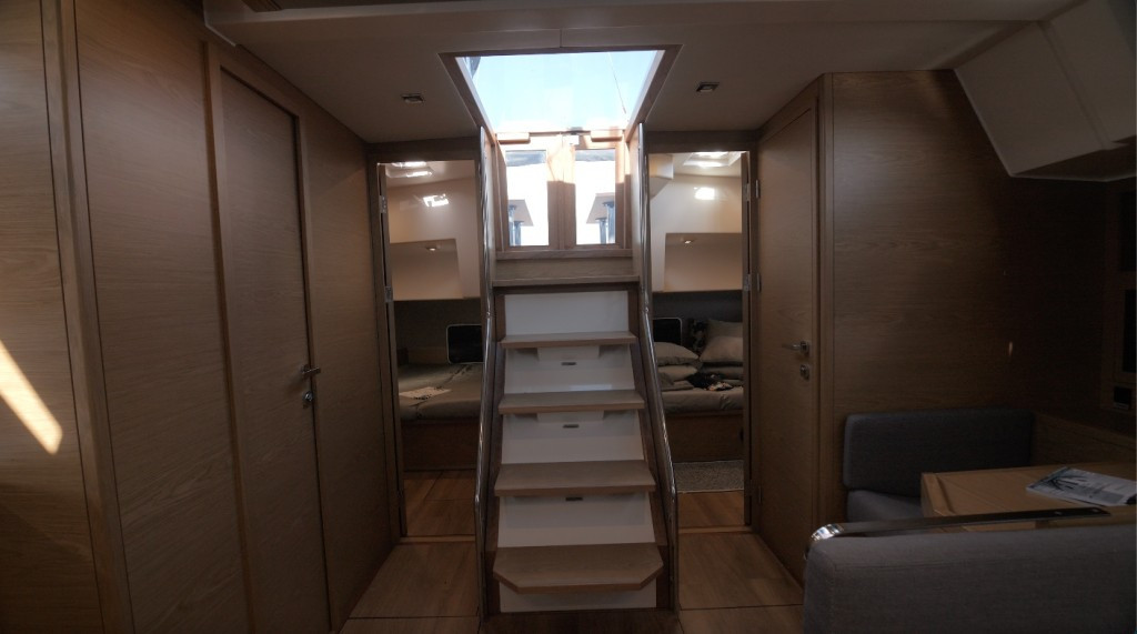 Yacht MORE - 55 "Nika"