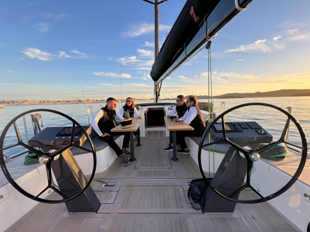 Yacht MORE - 55 "Nika"