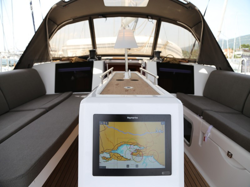 Yacht DUFOUR - 460 Grand Large "Sea Hawk"