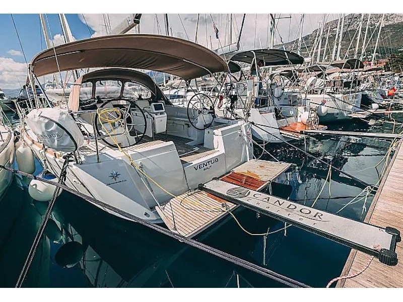 Yacht JEANNEAU - Sun Odyssey 449 "Ventus"