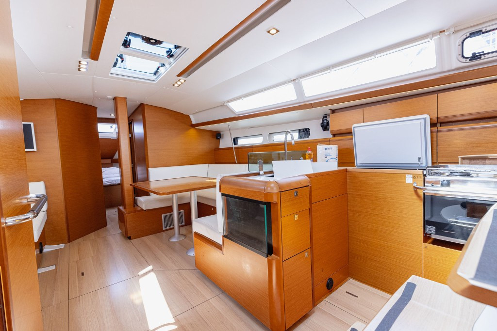 Yacht JEANNEAU - Sun Odyssey 449 "Ventus"