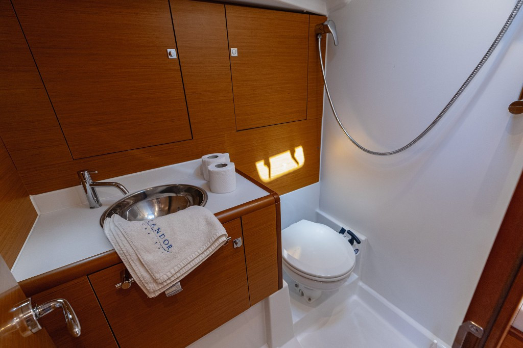 Yacht JEANNEAU - Sun Odyssey 449 "Ventus"