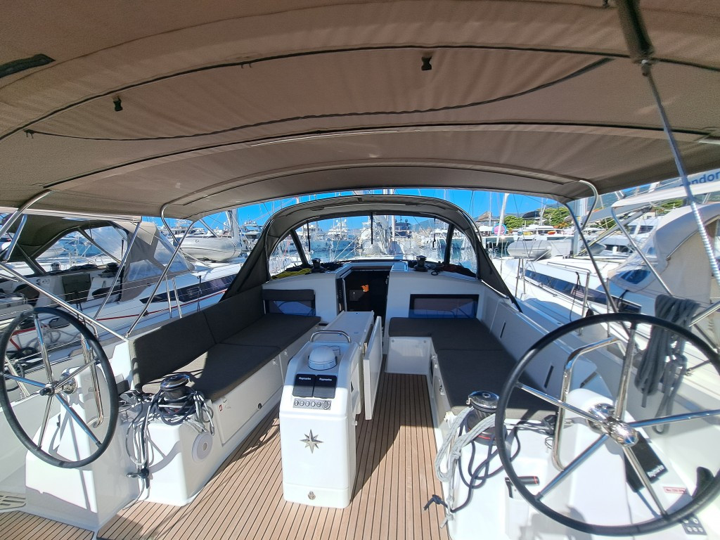 Yacht JEANNEAU - Sun Odyssey 490 "Mirrmurr"