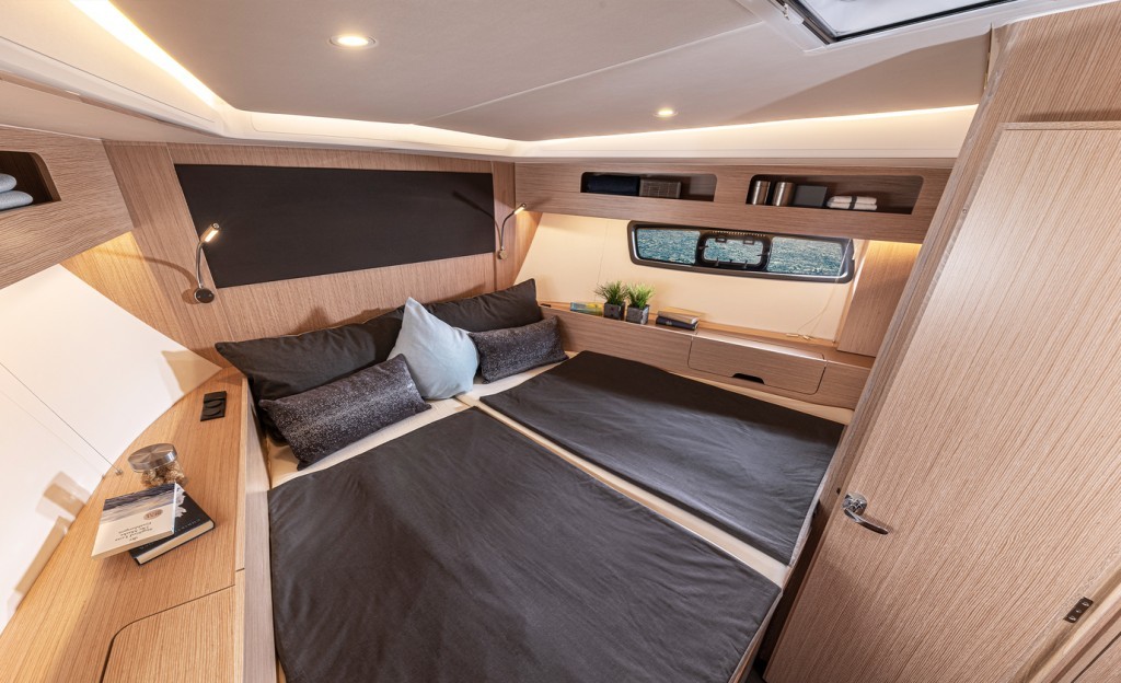 Yacht BAVARIA - SR41 "Ivana"