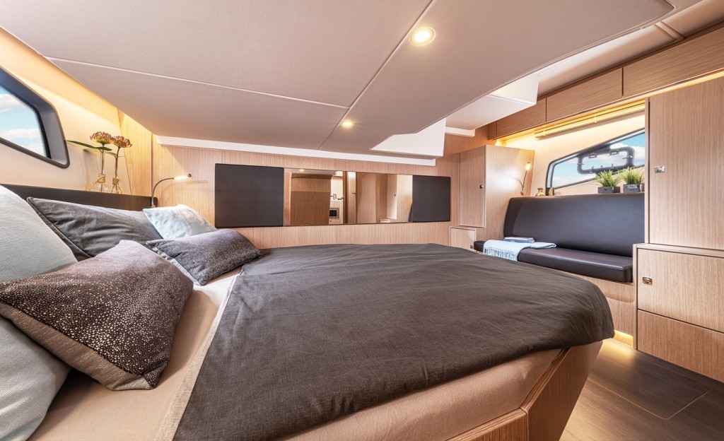 Yacht BAVARIA - SR41 "Ivana"