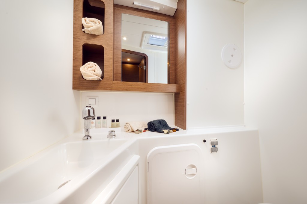 Yacht LAGOON - 42 "Arielle"