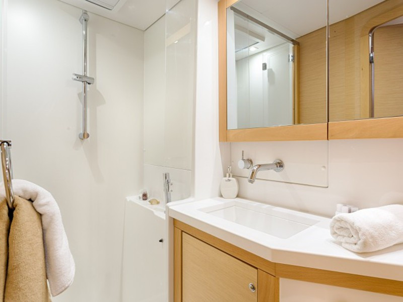 Yacht LAGOON - 450 F "Blue Berry"