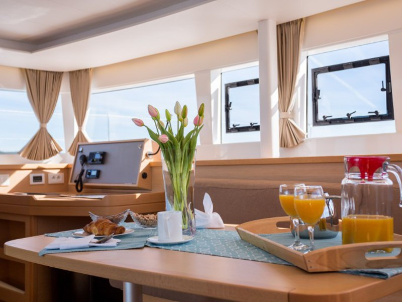 Yacht LAGOON - 450 F "Blue Berry"