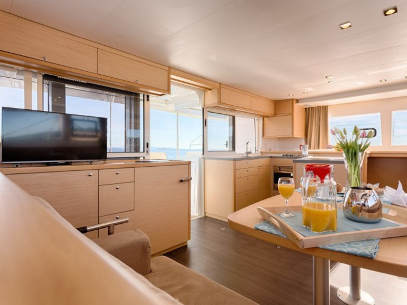 Yacht LAGOON - 450 F "Blue Berry"