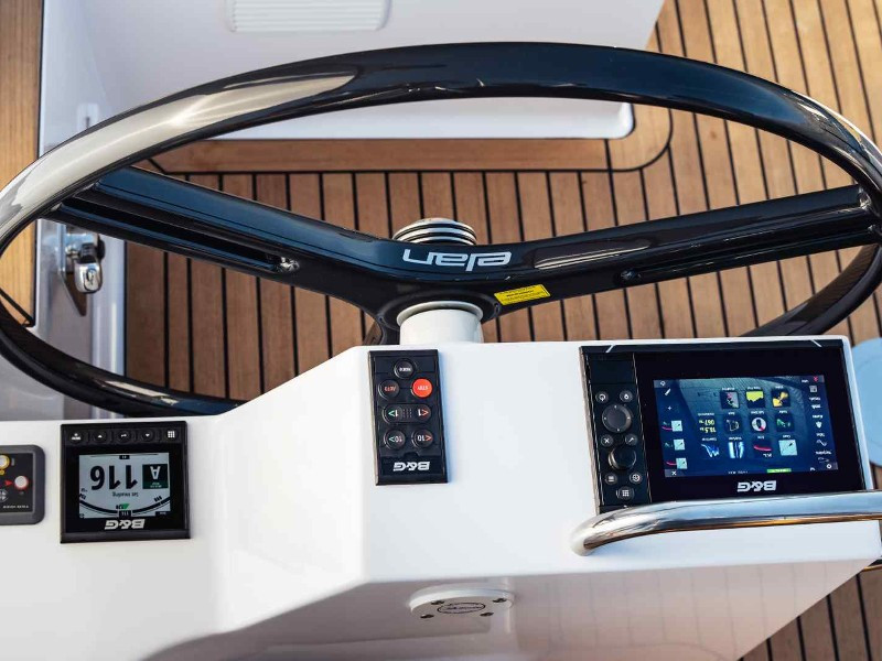 Yacht ELAN - Impression 40.1 "Top Secret"