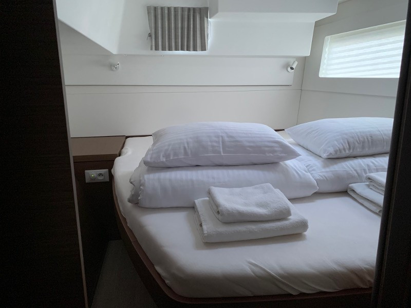 Yacht LAGOON - 40 "Bye Bye"