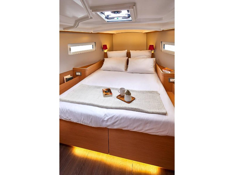 Yacht JEANNEAU - Sun Odyssey 410 "Oskar"