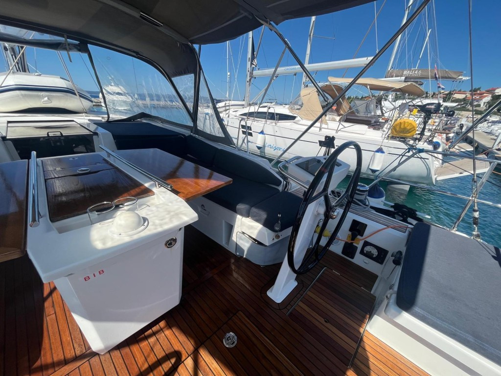 Yacht BENETEAU - Oceanis 46.1 "Arya"