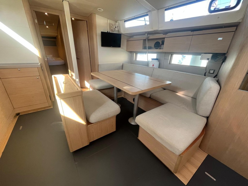 Yacht BENETEAU - Oceanis 46.1 "Arya"