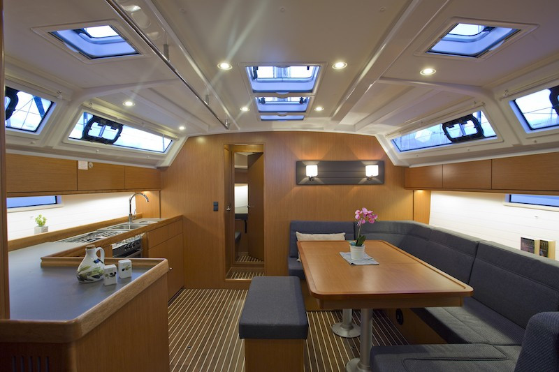 Yacht BAVARIA - Cruiser 46 "Avatar"