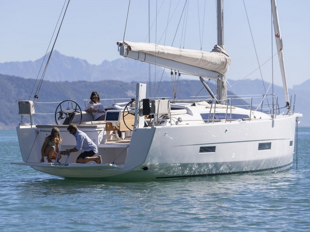 Yacht DUFOUR - 430 Grand Large "Kaja"