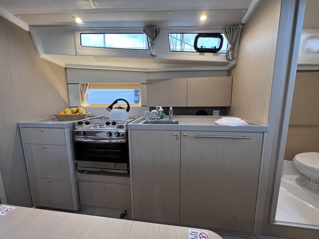 Yacht BENETEAU - Oceanis 38.1 "Jana"
