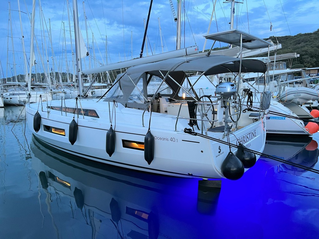 Yacht BENETEAU - Oceanis 40.1 "Christine"