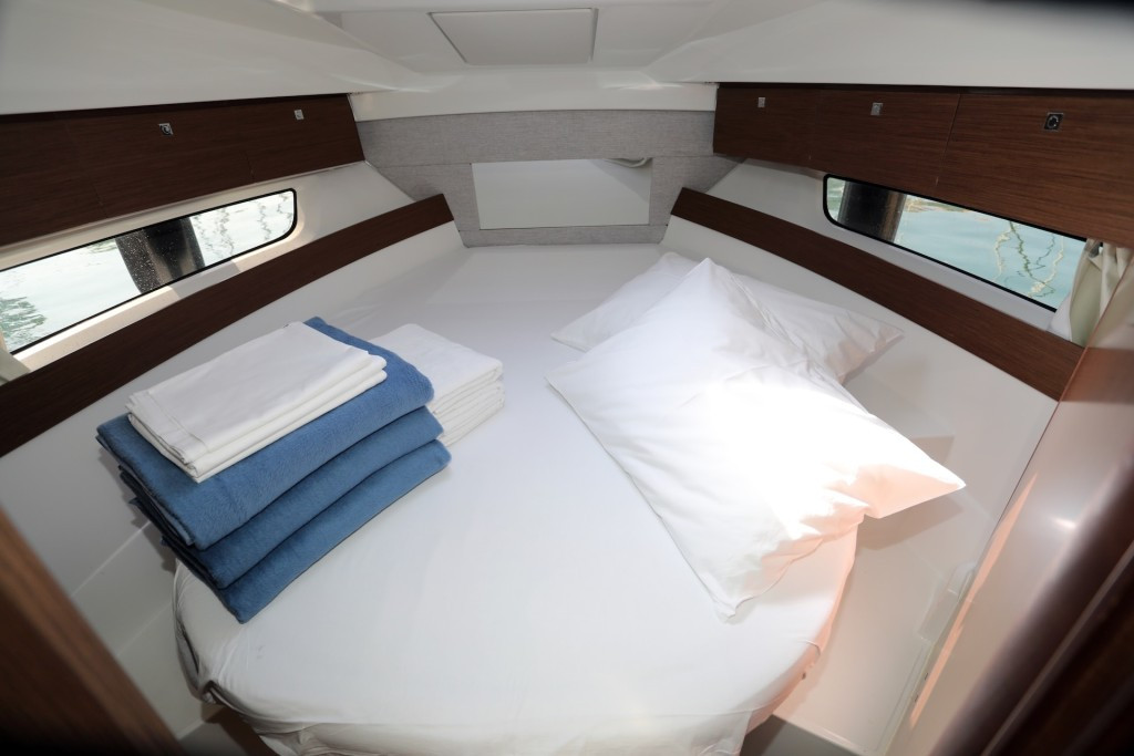 Yacht JEANNEAU - Merry Fisher 895 "Wind"