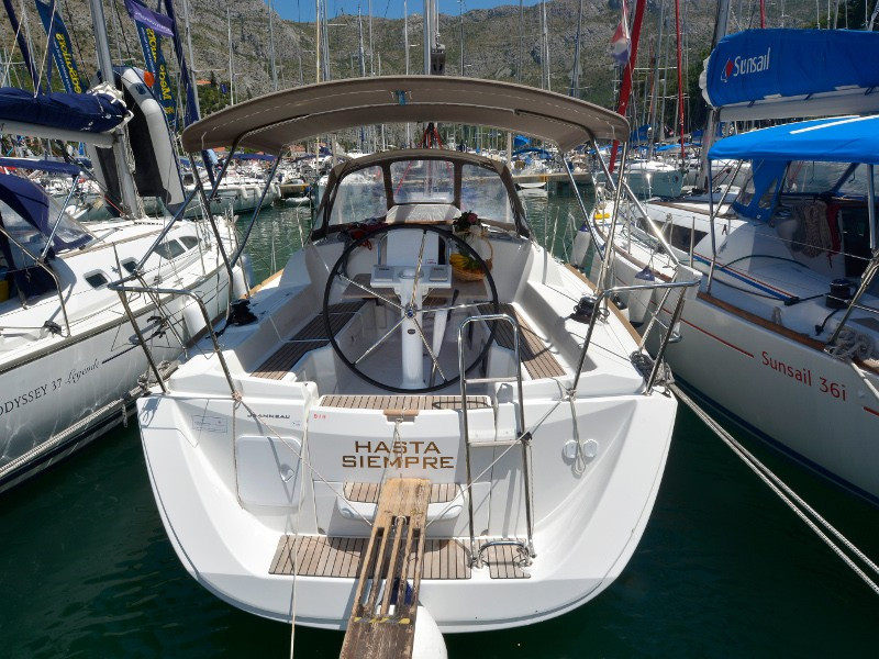 Yacht JEANNEAU - Sun Odyssey 33i "Hasta Siempre"