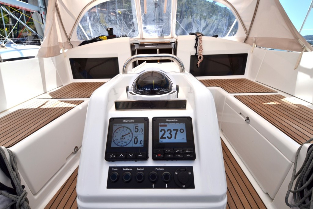 Yacht JEANNEAU - Sun Odyssey 440 "Sigma Kiss"