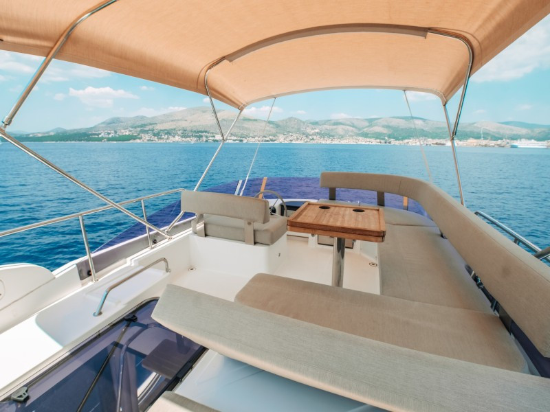 Yacht BAVARIA - E40 fly "Ivona"