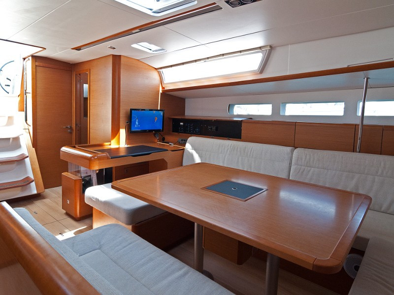 Yacht JEANNEAU - Sun Odyssey 509 "Aqua Kiss"