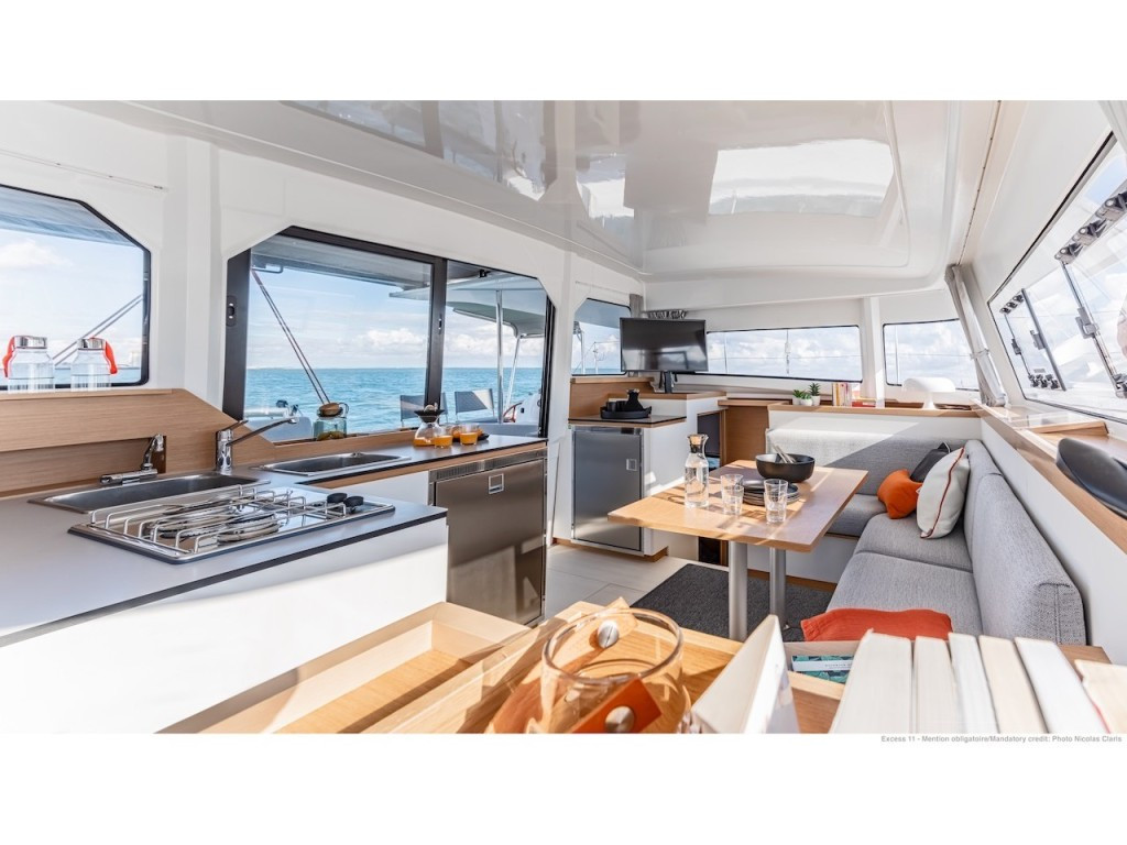 Yacht EXCESS-CATAMARANS - 11 "Bronze Kiss"