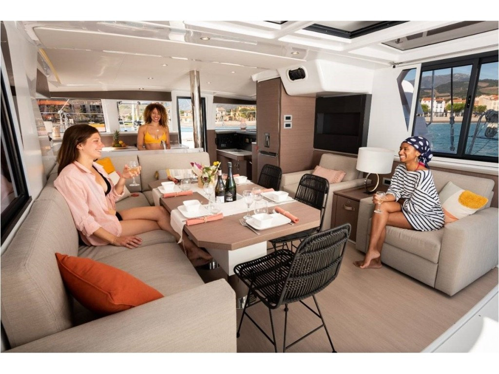 Yacht CATANA - Bali 4.2 "Supernova"