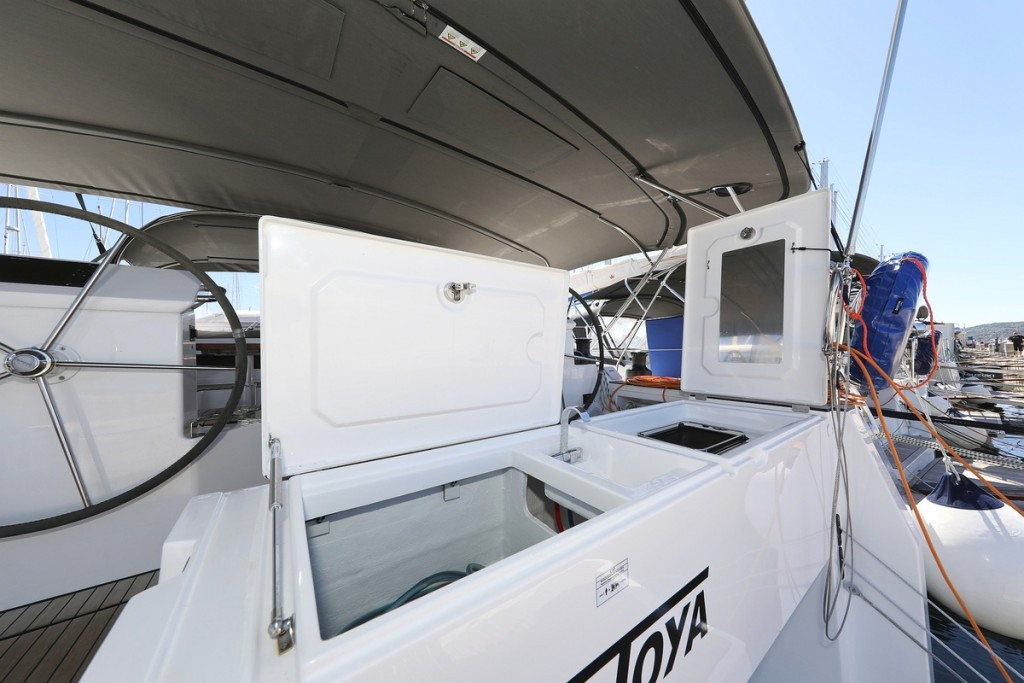 Yacht BAVARIA - C50 Style "Naltoya"