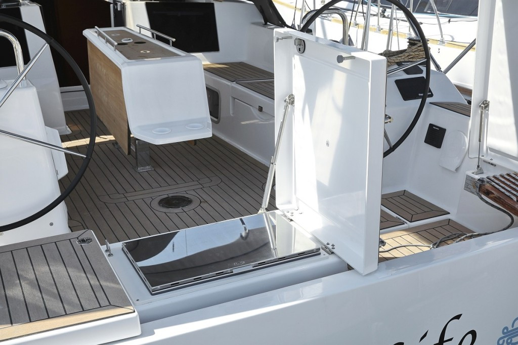 Yacht DUFOUR - 460 Grand Large "WindyLife"