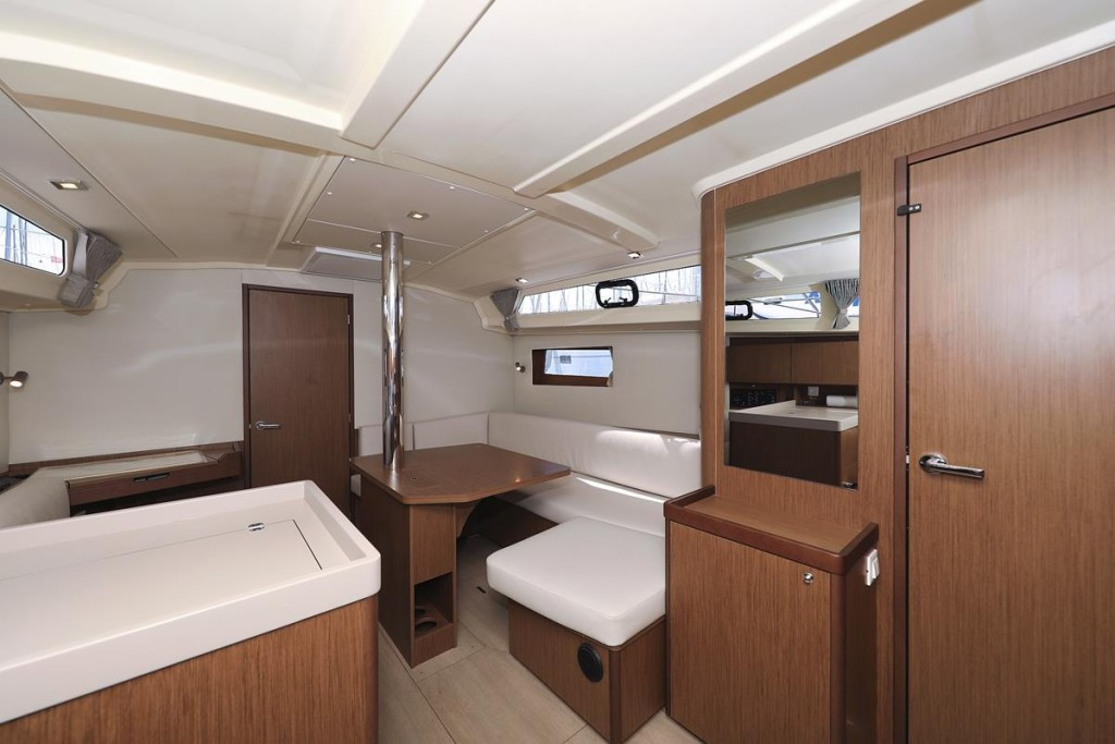 Yacht BENETEAU - Oceanis 41.1 "Dalmatinka"